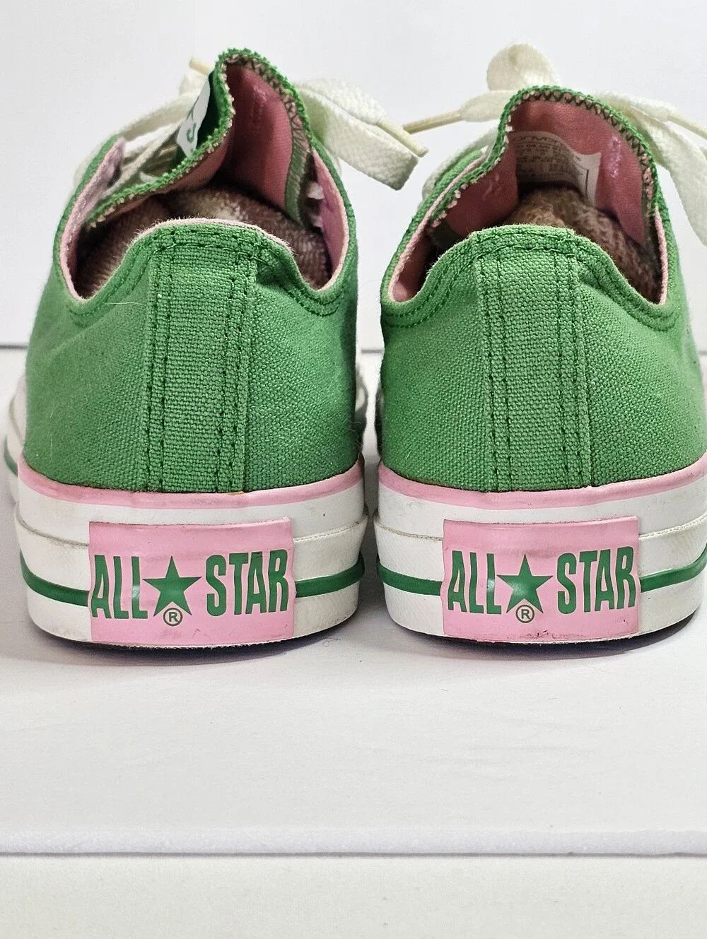Vintage 2004 Converse All Star Green Pink Low Top Sneakers Women's 7 Y2K RARE